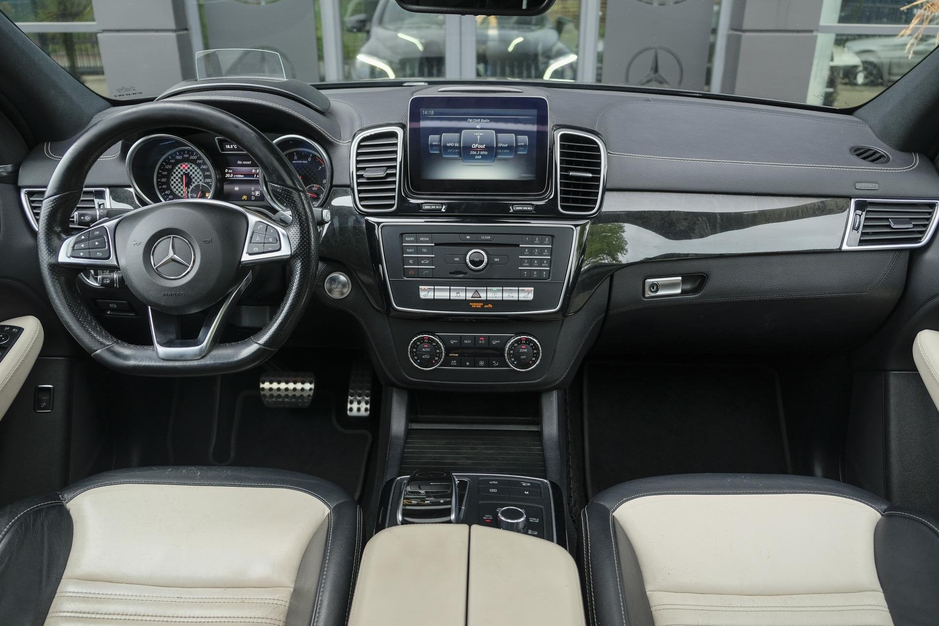 Mercedes-Benz GLE-klasse Coupé GLE43 AMG 390pk 4MATIC Panor, Auto's, Mercedes-Benz, Automaat, Adaptive Cruise Control, Gebruikt