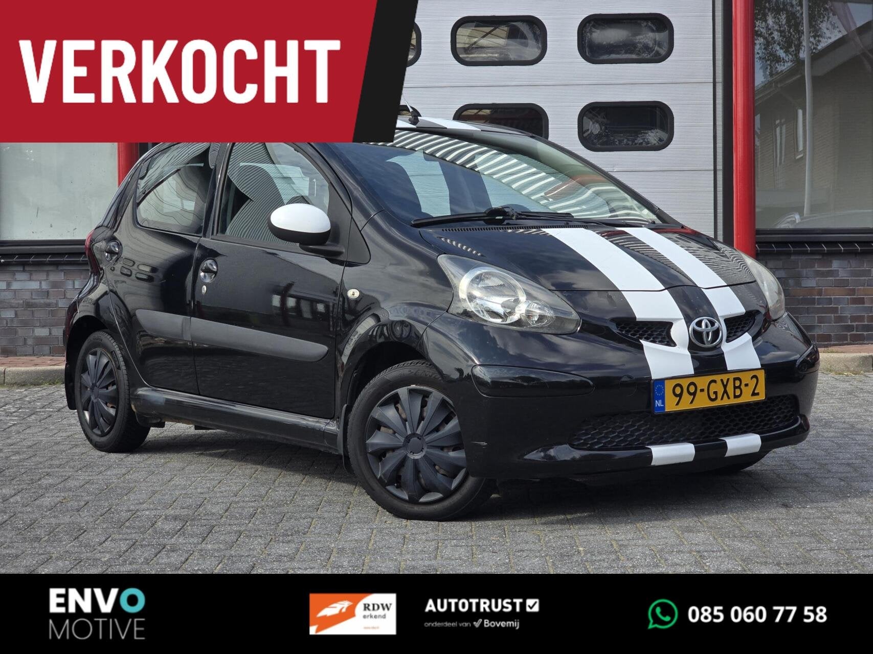 Toyota Aygo 1.0-12V + AUX/Nieuwe APK/Elektr. ramen/5-deurs, Auto's, Voorwielaandrijving, Stof, Gebruikt, 4 stoelen