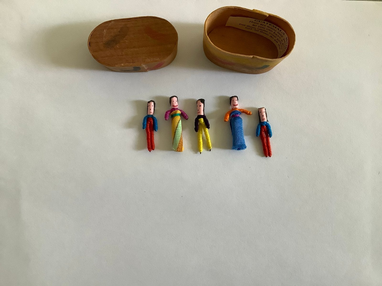 Set van 5 Guatemalteekse Worry Dolls met doosje, Ophalen of Verzenden, Gebruikt