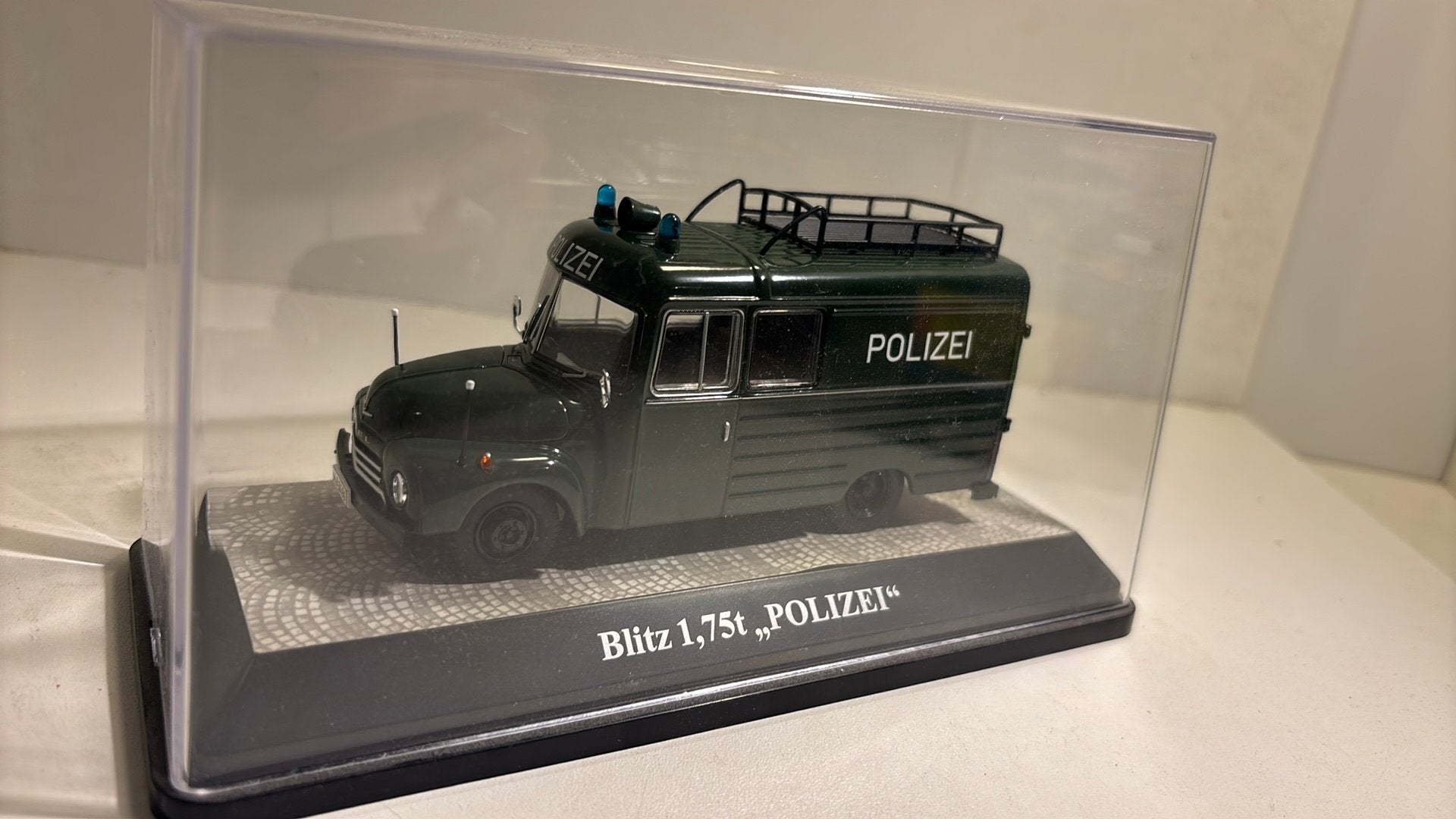 Blitz 1.75 t polizei premium classixxs 1.43, Overige merken, Auto, Ophalen of Verzenden, A