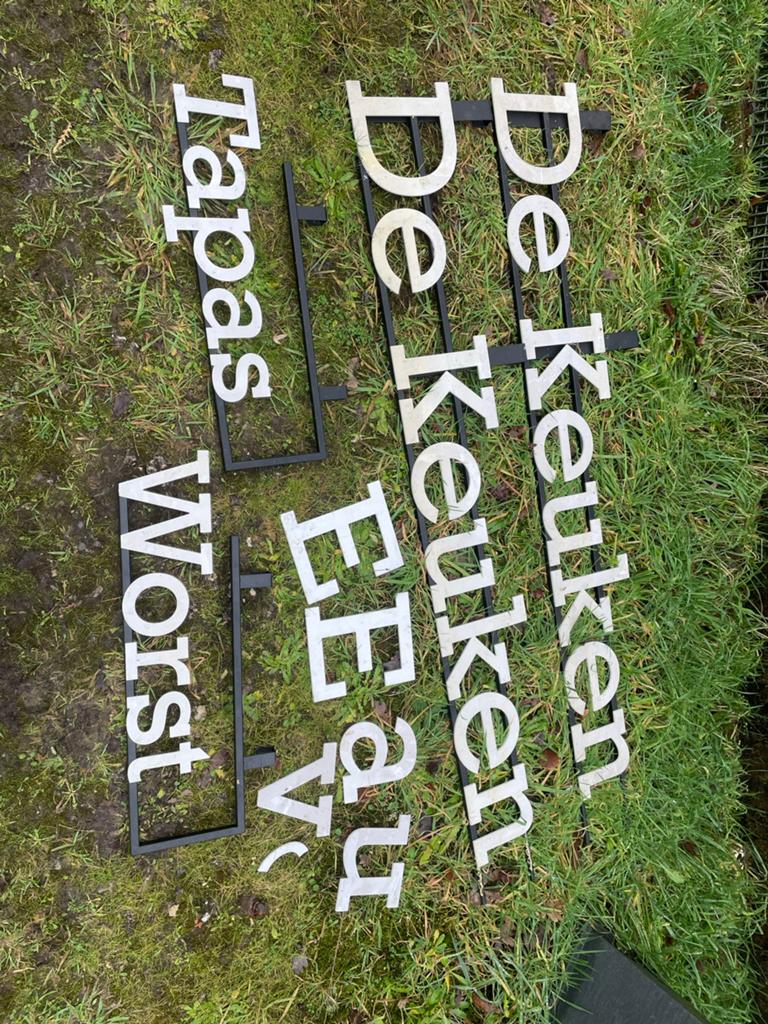 Verschillende borden en letters, Ophalen of Verzenden