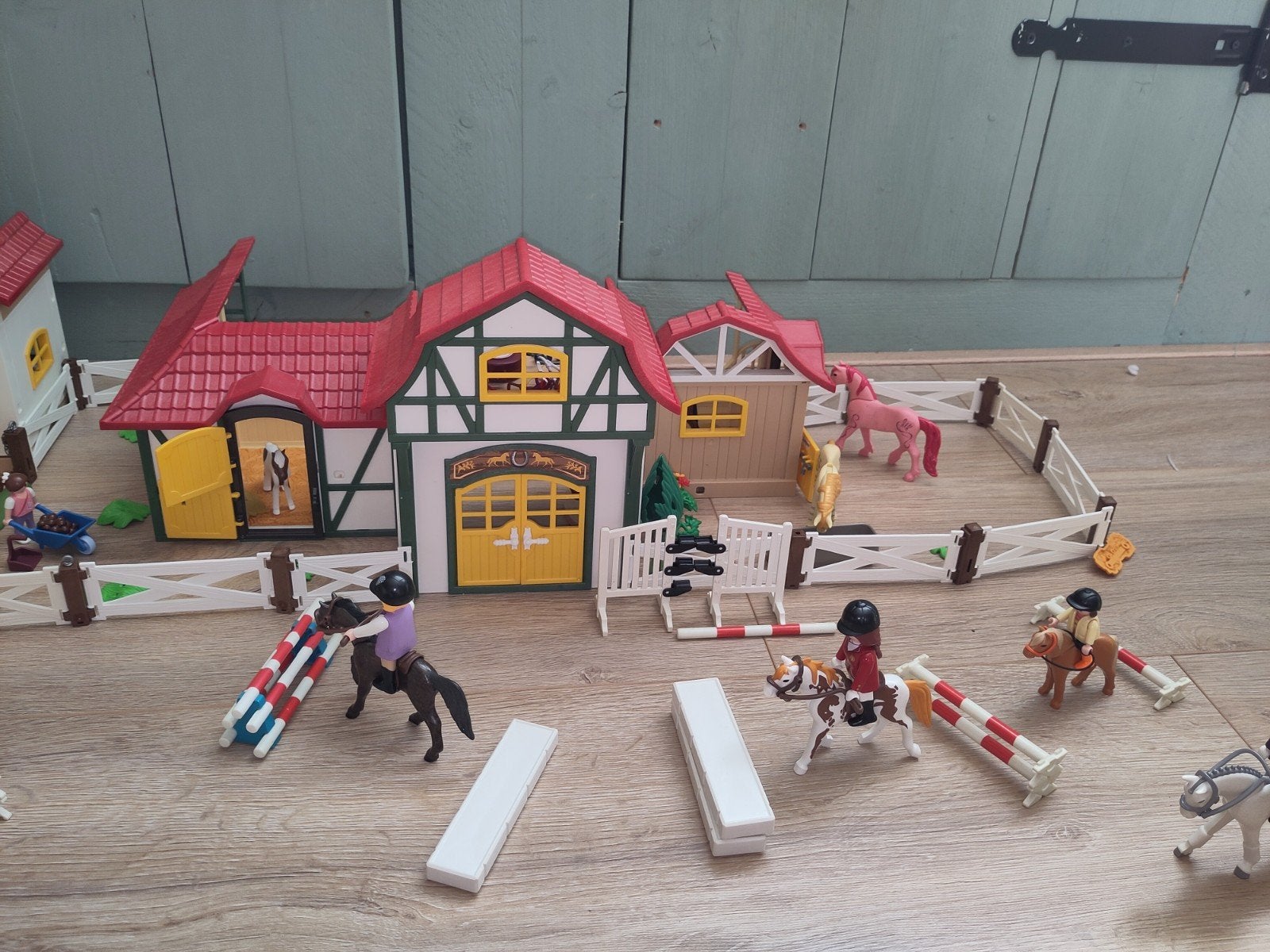 Uitgebreide manege Playmobil!, Ophalen of Verzenden, Zo goed als nieuw, Jongen of Meisje