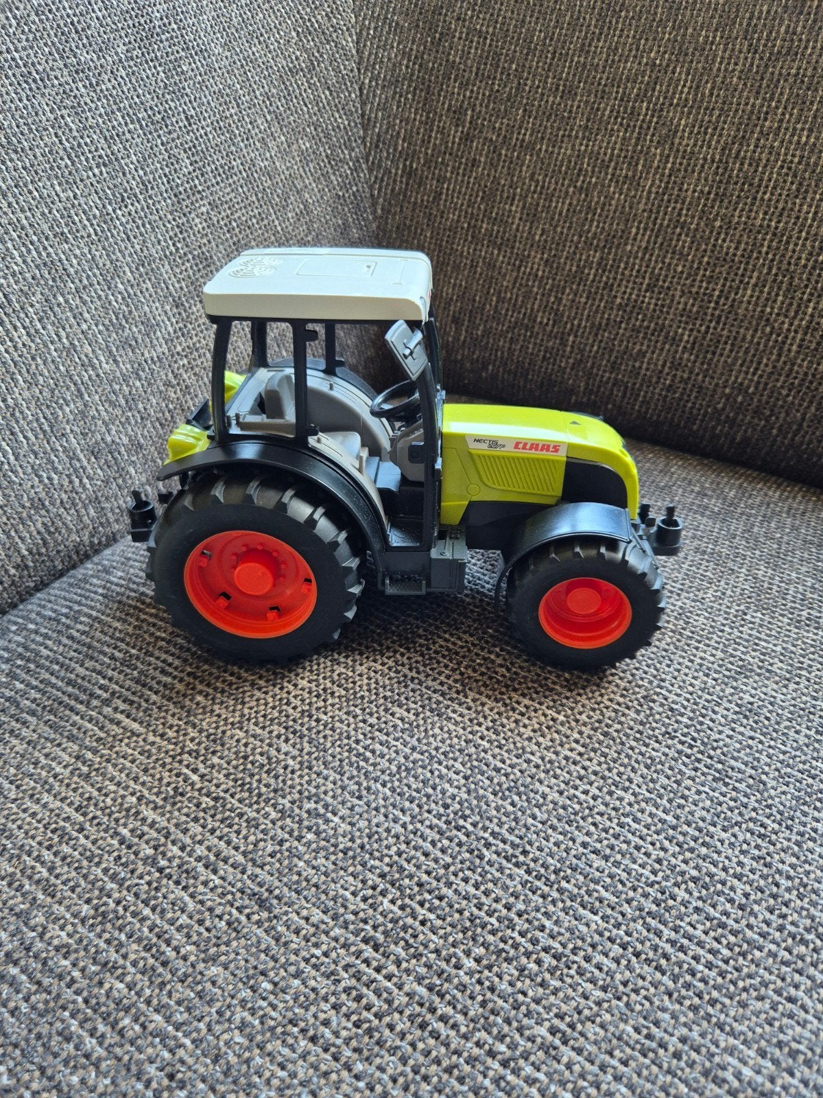 Bruder Claas Nectis 267F tractor met extra stuur, Ophalen of Verzenden