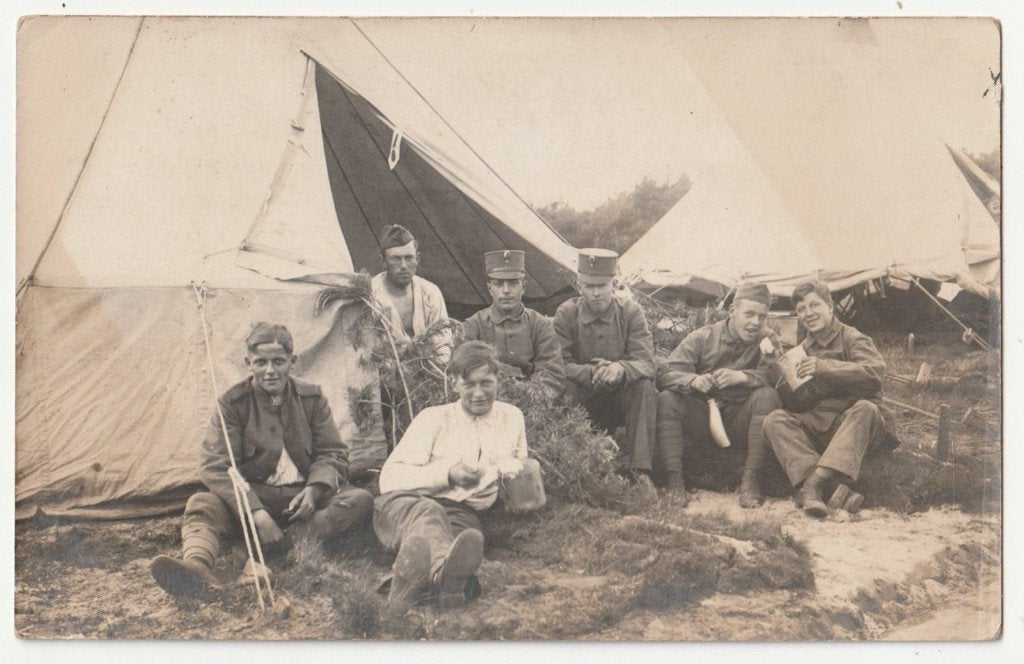 Fotokaart militairen in tentenkamp mobilisatie WOI ?, Verzamelen, Militaria | Algemeen, Landmacht, Foto of Poster, Nederland, Verzenden