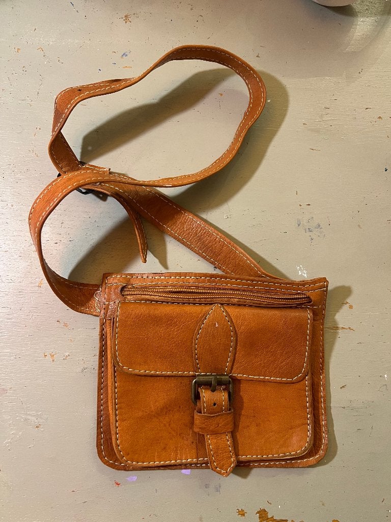 Vintage leren cognac buideltas heuptasje tasje schoudertasje, Ophalen of Verzenden, Zo goed als nieuw, Bruin, Schoudertasje