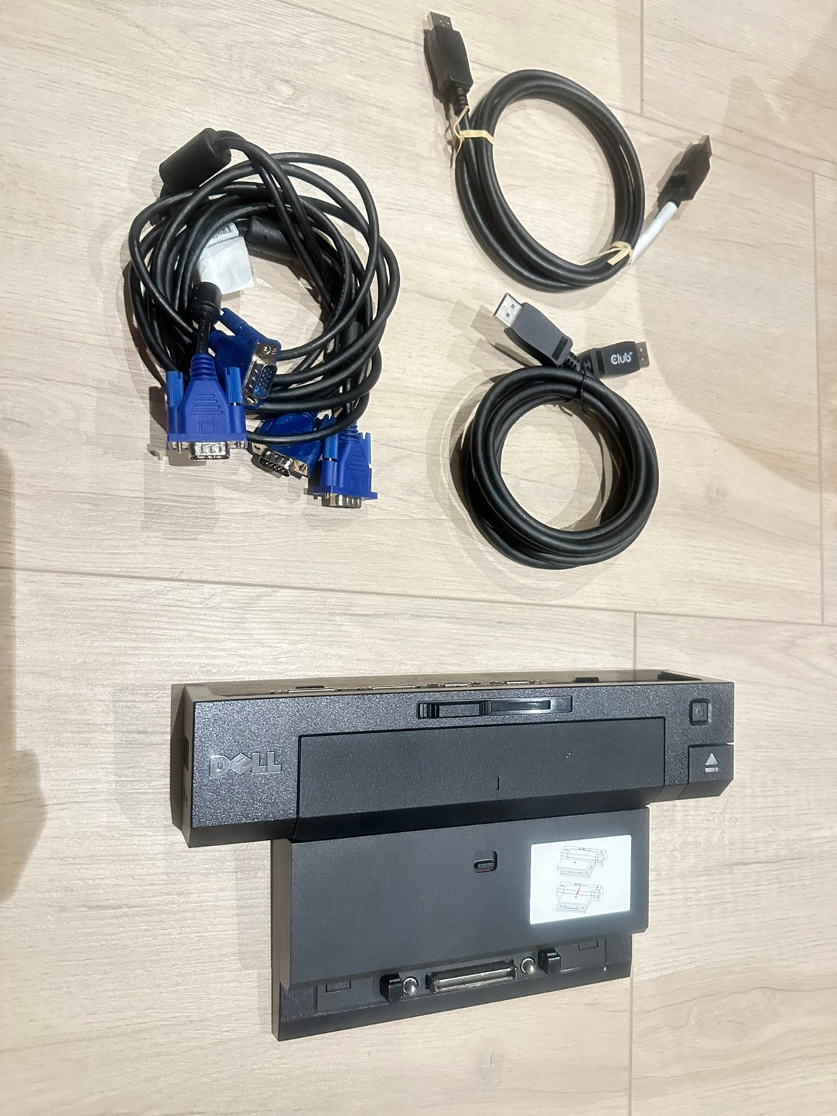Dell E-Port Plus II Docking Station (PR02X) met kabels, Ophalen of Verzenden, Zo goed als nieuw, Docking station, Laptop