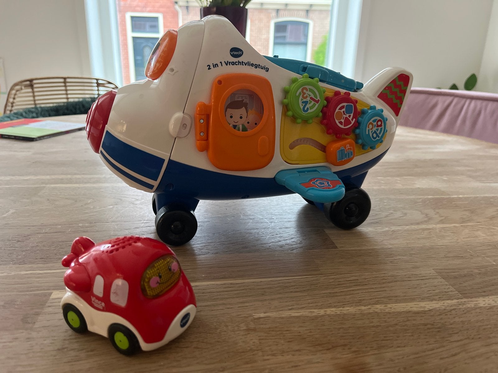 Vtech Toet Toet Auto's Vliegtuig met klein vliegtuigje, Kinderen en Baby's, Speelgoed | Vtech, Ophalen of Verzenden, Gebruikt