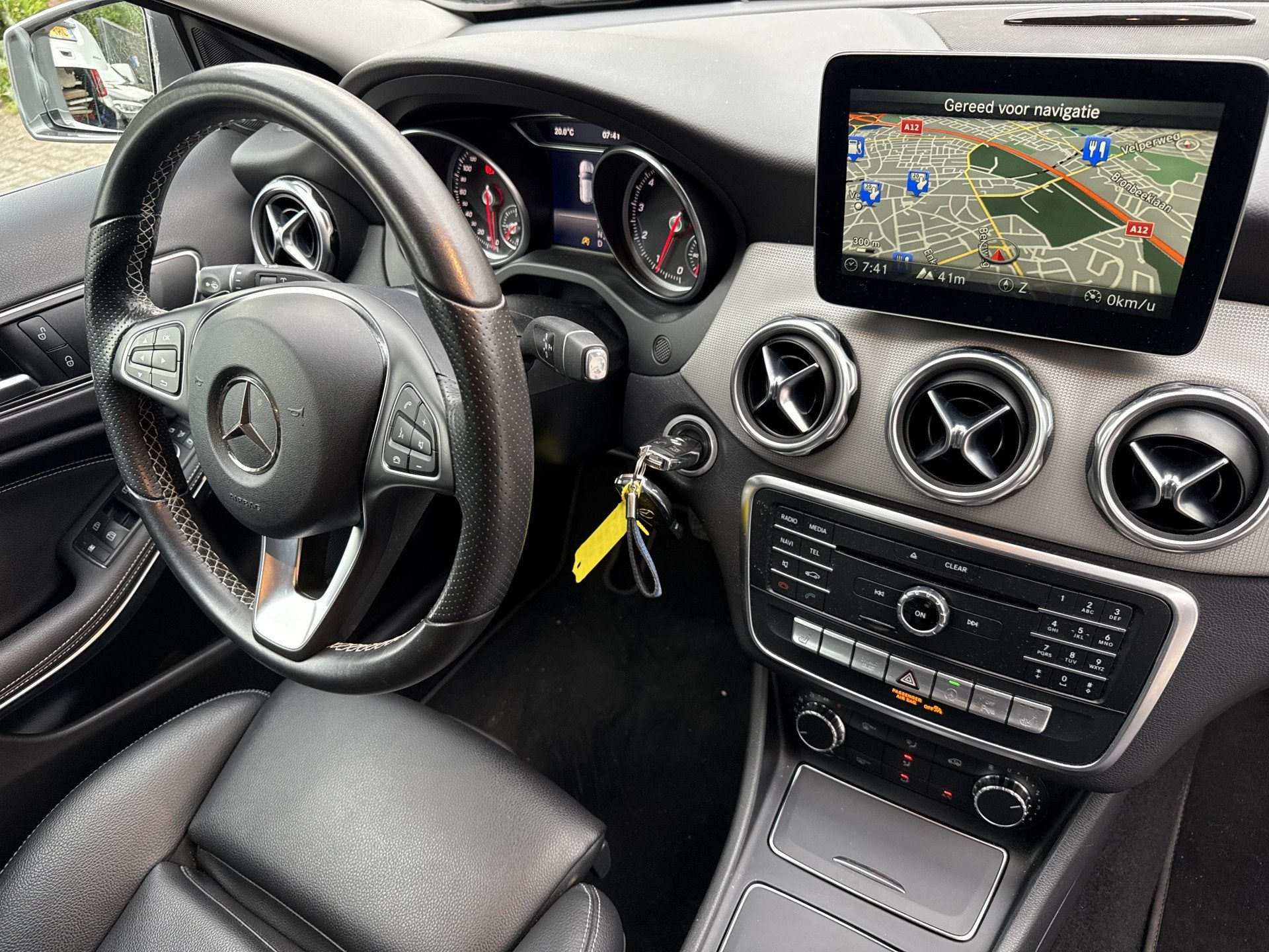 Mercedes-Benz GLA 200 Premium aut., Camera | Navi (bj 2017), Auto's, Gebruikt, Euro 6, 715 kg, Cruise Control