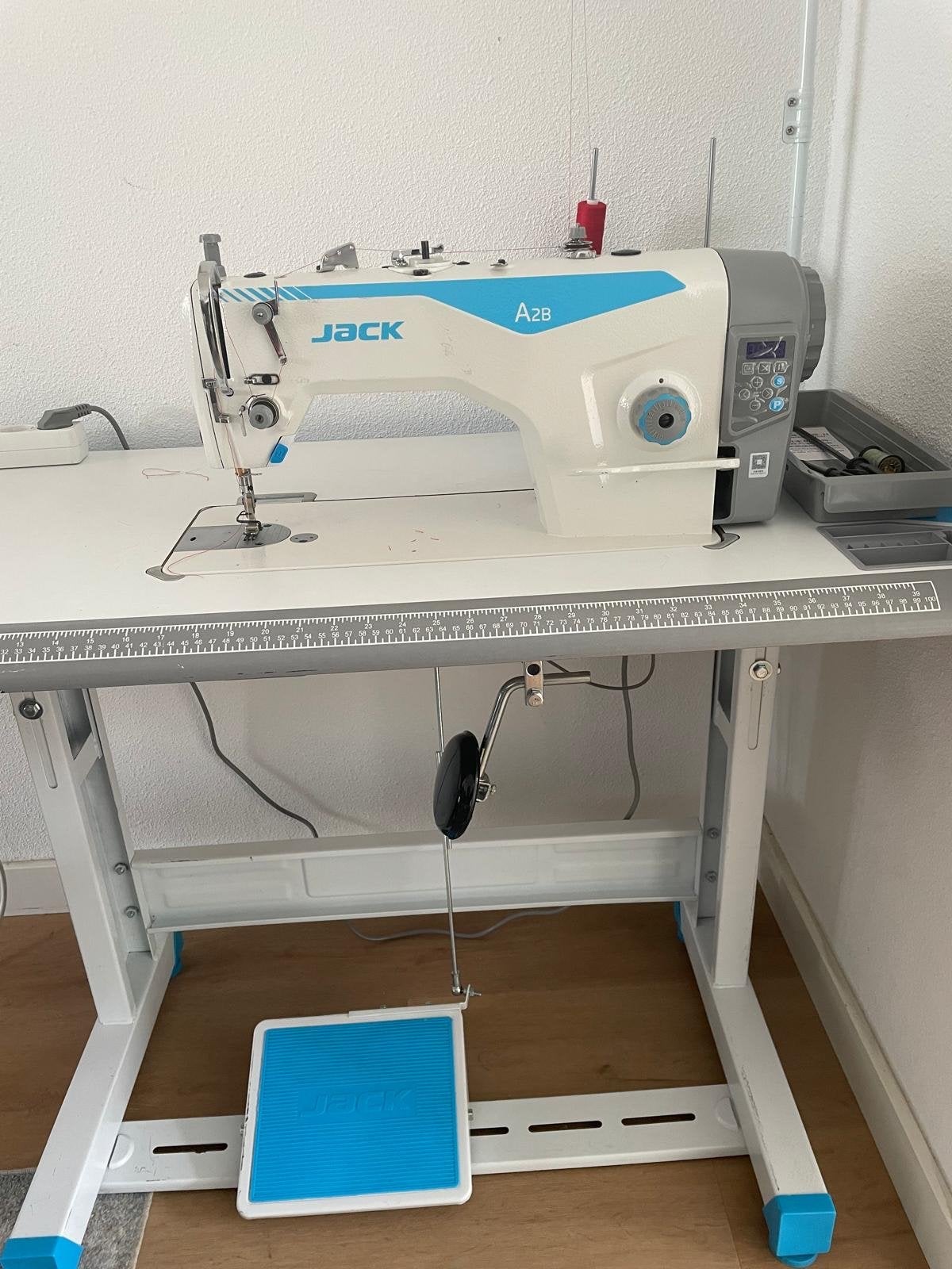 Jack A2B Industriële Naaimachine - Zo goed als nieuw, Overige merken, Ophalen of Verzenden, Industrieel, Naaimachine