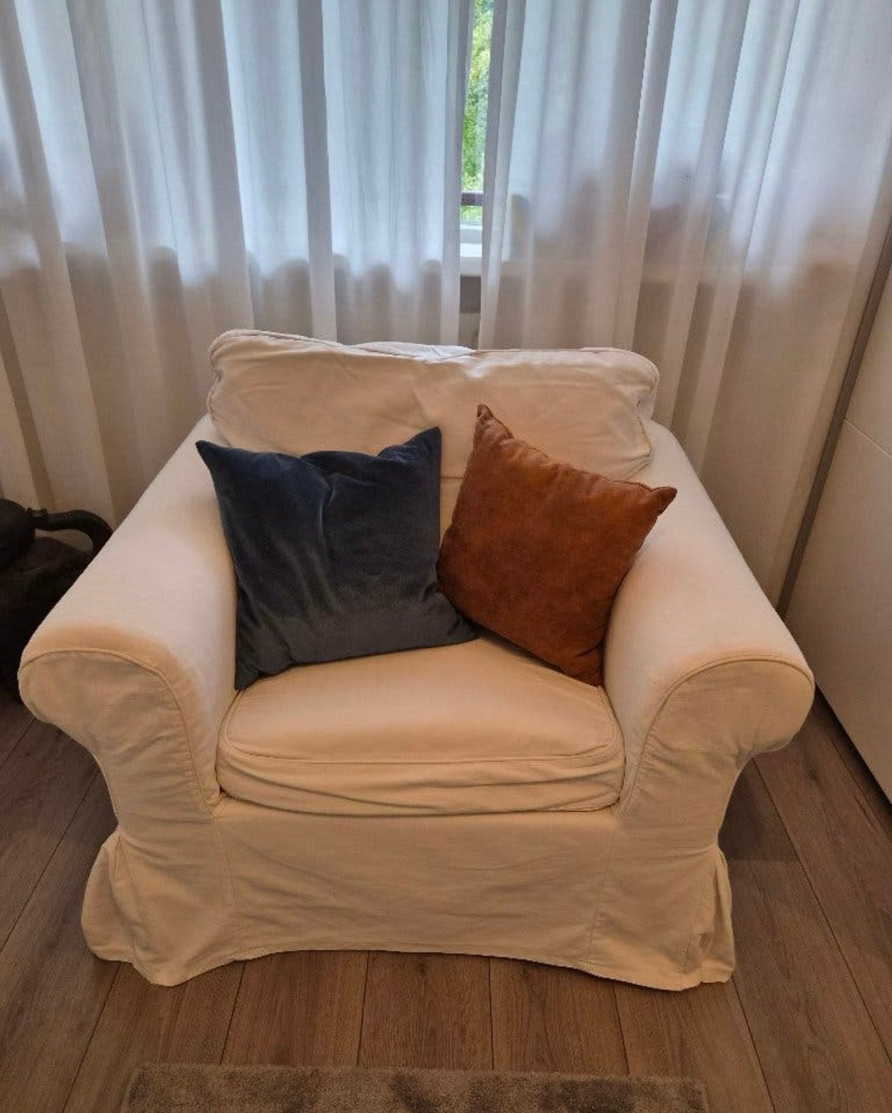 Gratis witte ektorp stoel hoes (ALLEEN DE HOES), Ophalen, Gebruikt, Stof, 75 tot 100 cm