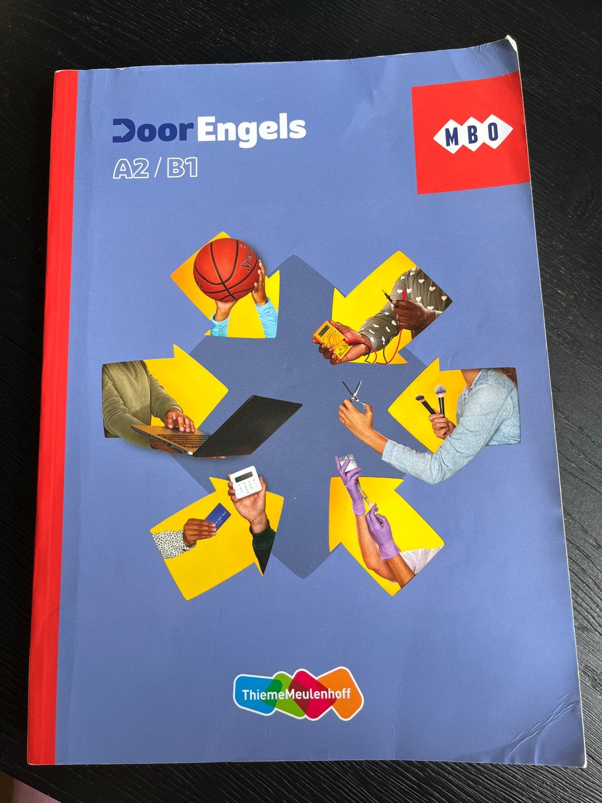 Door Engels A2/B1 MBO - Thiememeulenhoff, Ophalen of Verzenden, Gelezen, MBO