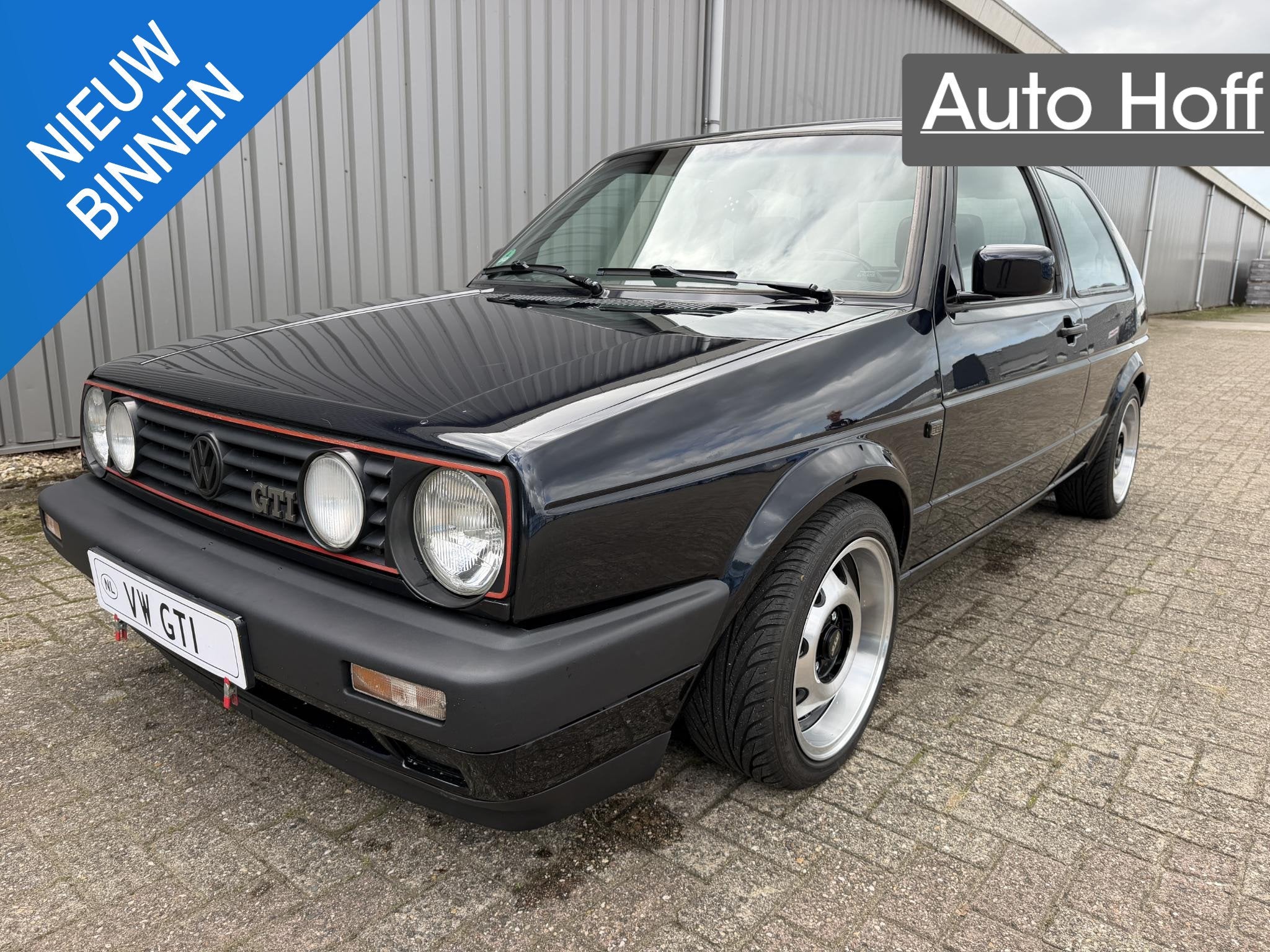 Volkswagen Golf 1.8 GTI Inj. Edition Blue | Leer | Schuifdak, Auto's, Voorwielaandrijving, Gebruikt, 4 cilinders, 850 kg