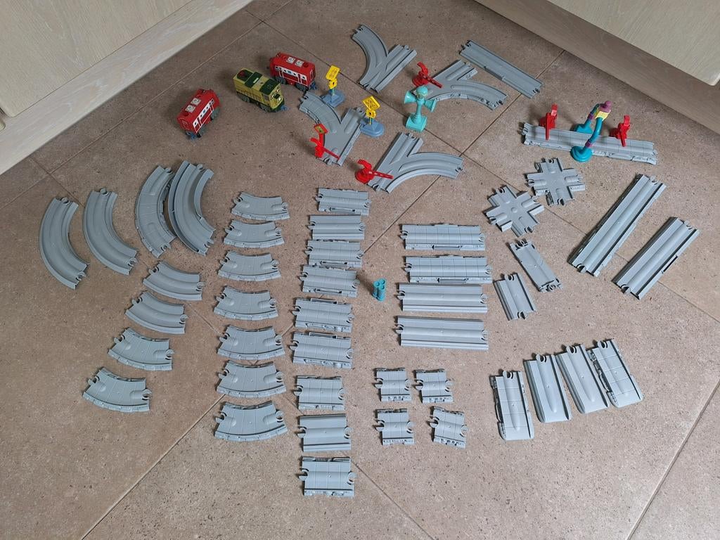 Chuggington Ludorum trein speelgoed Learning Curve 2 sets, Kinderen en Baby's, Speelgoed | Thomas de Trein, Gebruikt, Ophalen of Verzenden