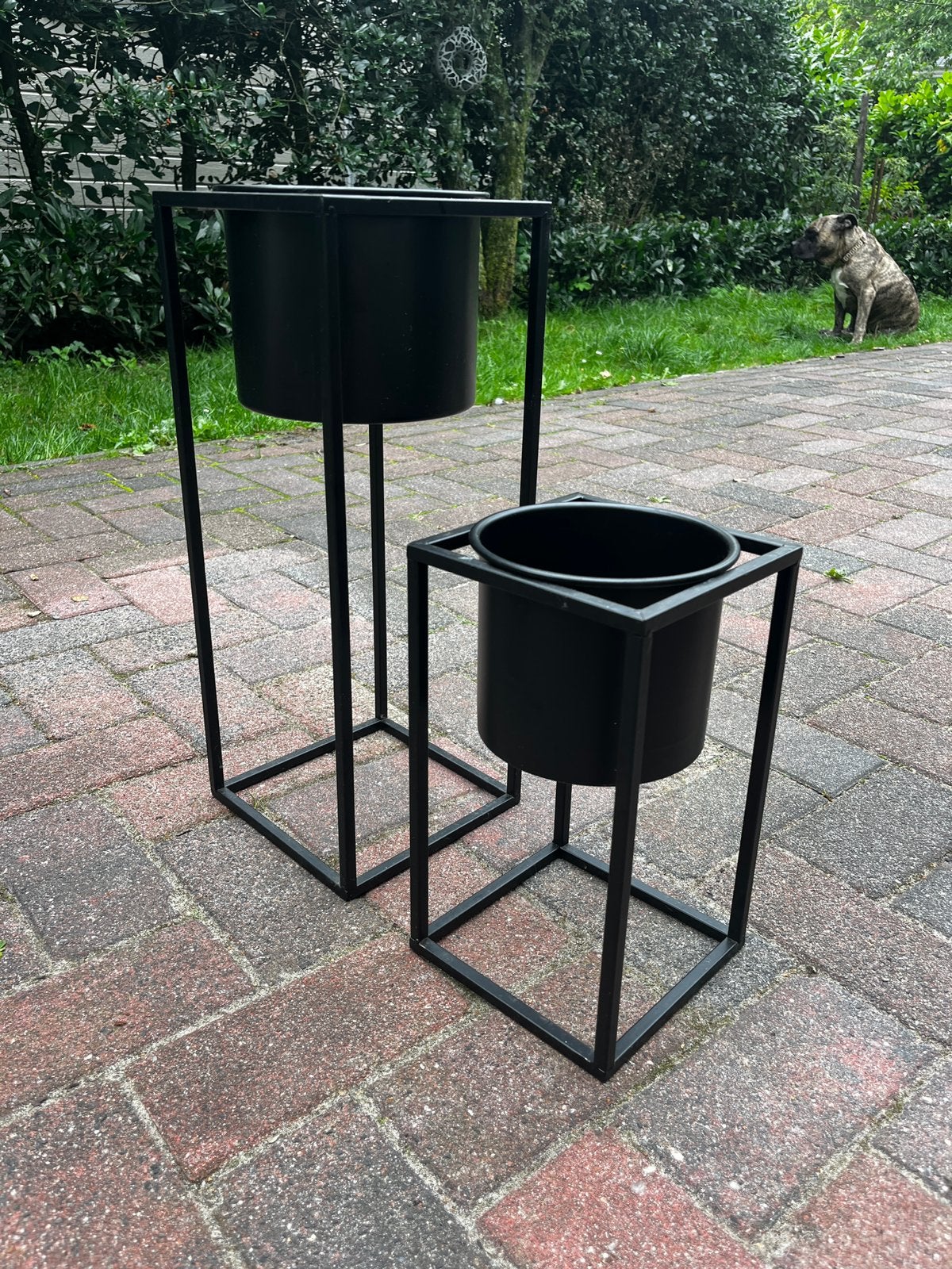 Set industriele zwartmetalen plantenbakken, Tuin en Terras, Bloembakken en Plantenbakken, Ophalen, Minder dan 30 cm, Rond, Zo goed als nieuw