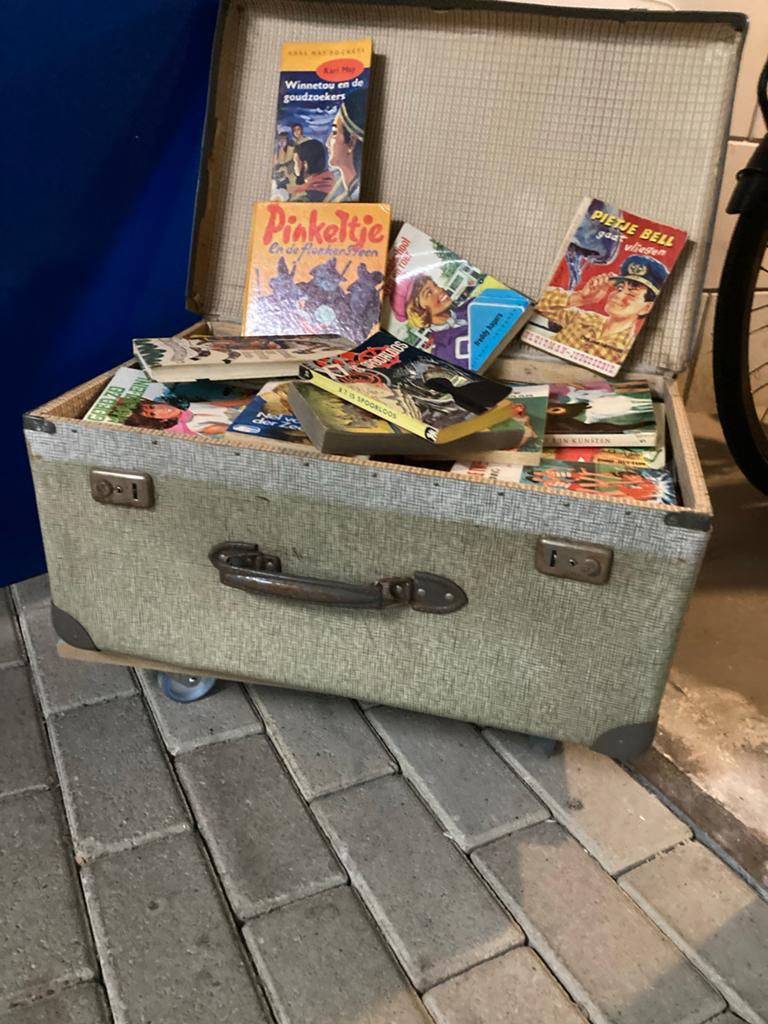 Vintage Kinderboeken Collectie in Koffer - Nostalgie!, Boeken, Ophalen