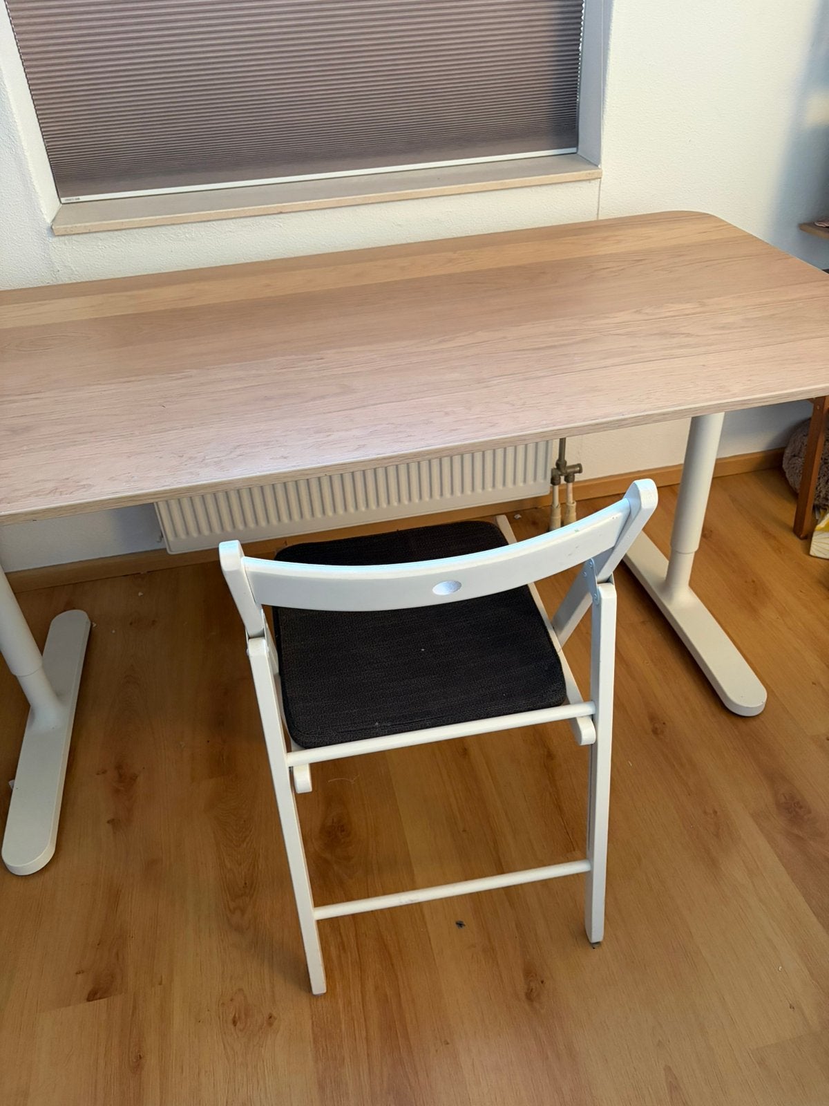 IKEA Bekant bureau, Ophalen, 160 cm, Gebruikt, Hout