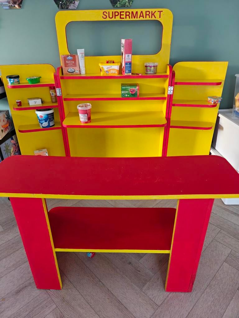 Houten winkeltje met toonbank, Ophalen, Gebruikt, Jongen of Meisje