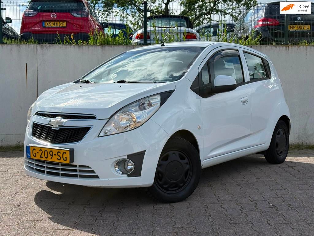 Chevrolet Spark 1.0 16V LT/AIRCO/INRUIL KOOPJE/, Auto's, Voorwielaandrijving, Stof, Gebruikt, Zwart