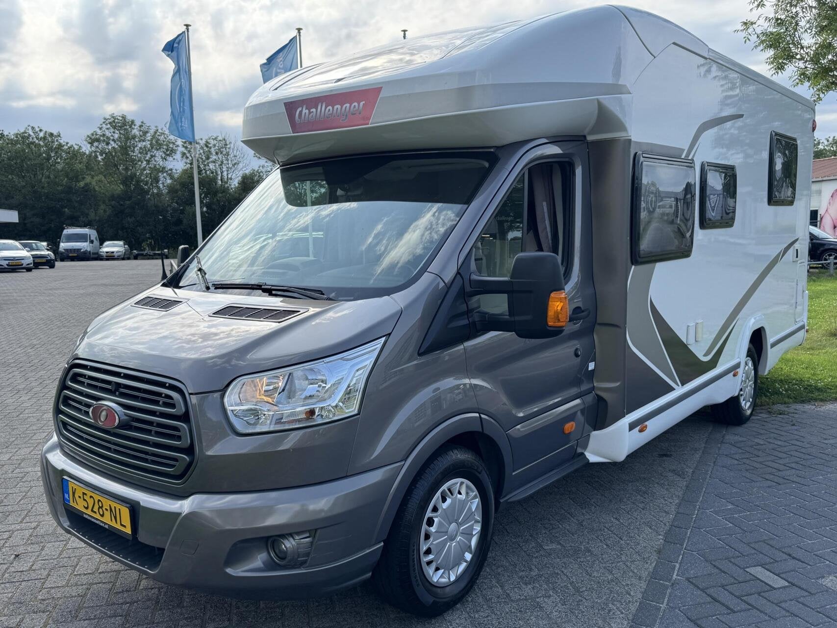 Challenger 628 EB, 2.2 D 155pk 6bak, Airco,Cruise,Trekhaak,, Airbags, Ford, Klanten@ford.nl, 6 tot 7 meter