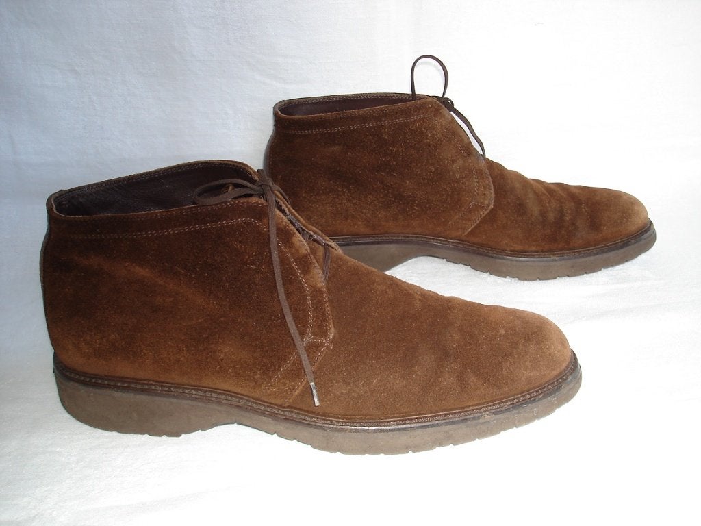 Salvatore Ferragamo enkellaarzen mt 9 D bruin suede Italy, Kleding | Heren, Salvatore Ferragamo, Bruin, Overige typen, Ophalen of Verzenden