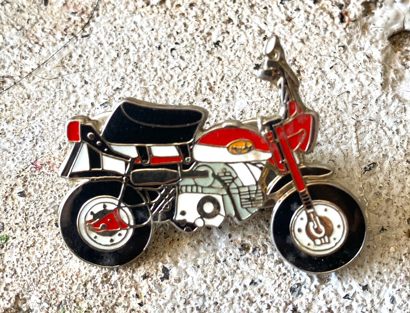 Honda Monkey pin, Ophalen of Verzenden, Zo goed als nieuw, Transport, Speldje of Pin
