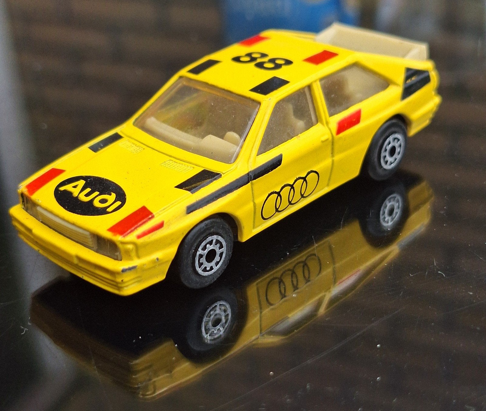 Mc toy audi Quattro, Ophalen of Verzenden, Zo goed als nieuw, Auto