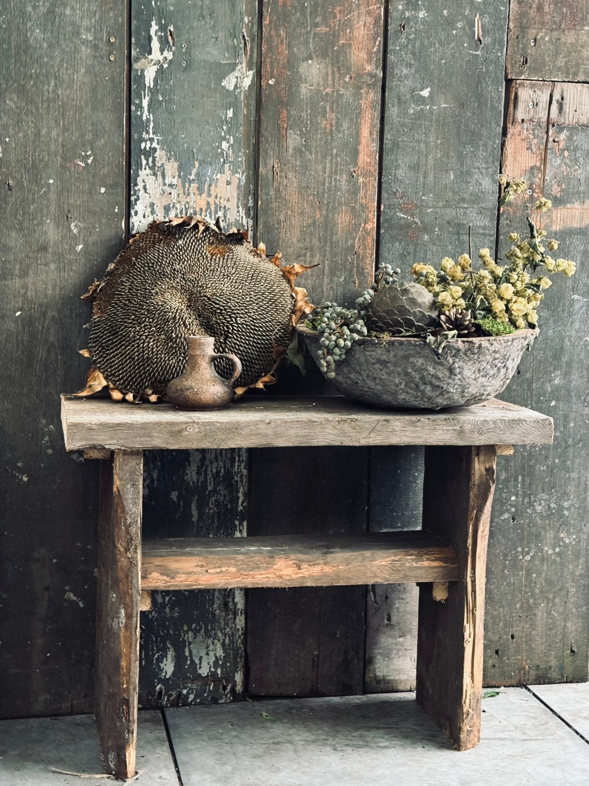 Stoer oud houten bankje / sidetable | Sober, Ophalen, Zo goed als nieuw, 75 cm of meer, 60 cm of meer