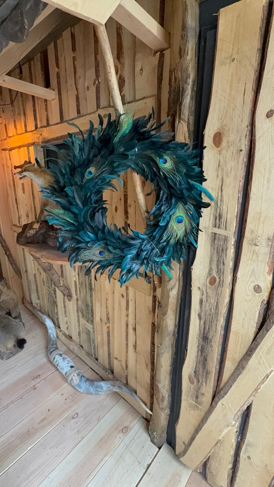 Prachtige Pauwenveren Krans - Unieke Decoratie, Meerkleurig, Overige stijlen, Nieuw, Ophalen of Verzenden