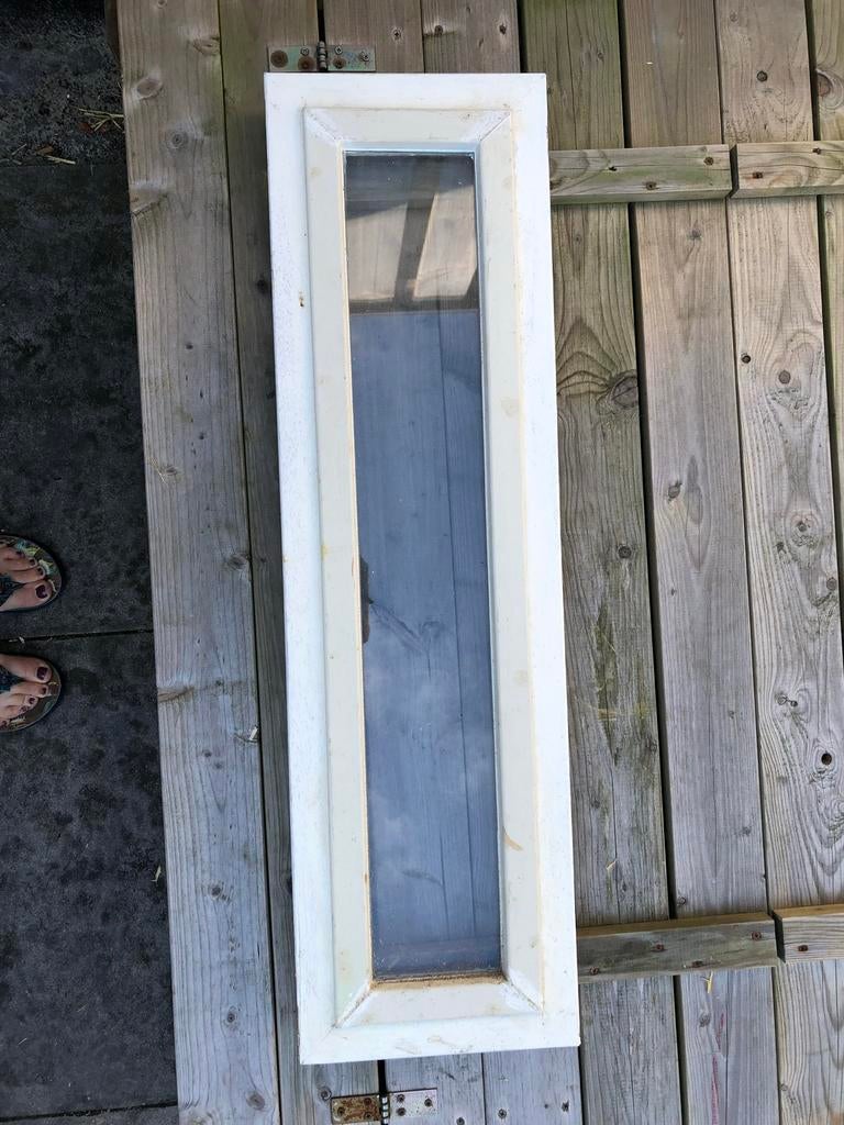 Hardhouten boven raam, Doe-het-zelf en Verbouw, Kozijnen en Schuifpuien, 75 tot 150 cm, Raamkozijn, Ophalen of Verzenden, Zo goed als nieuw