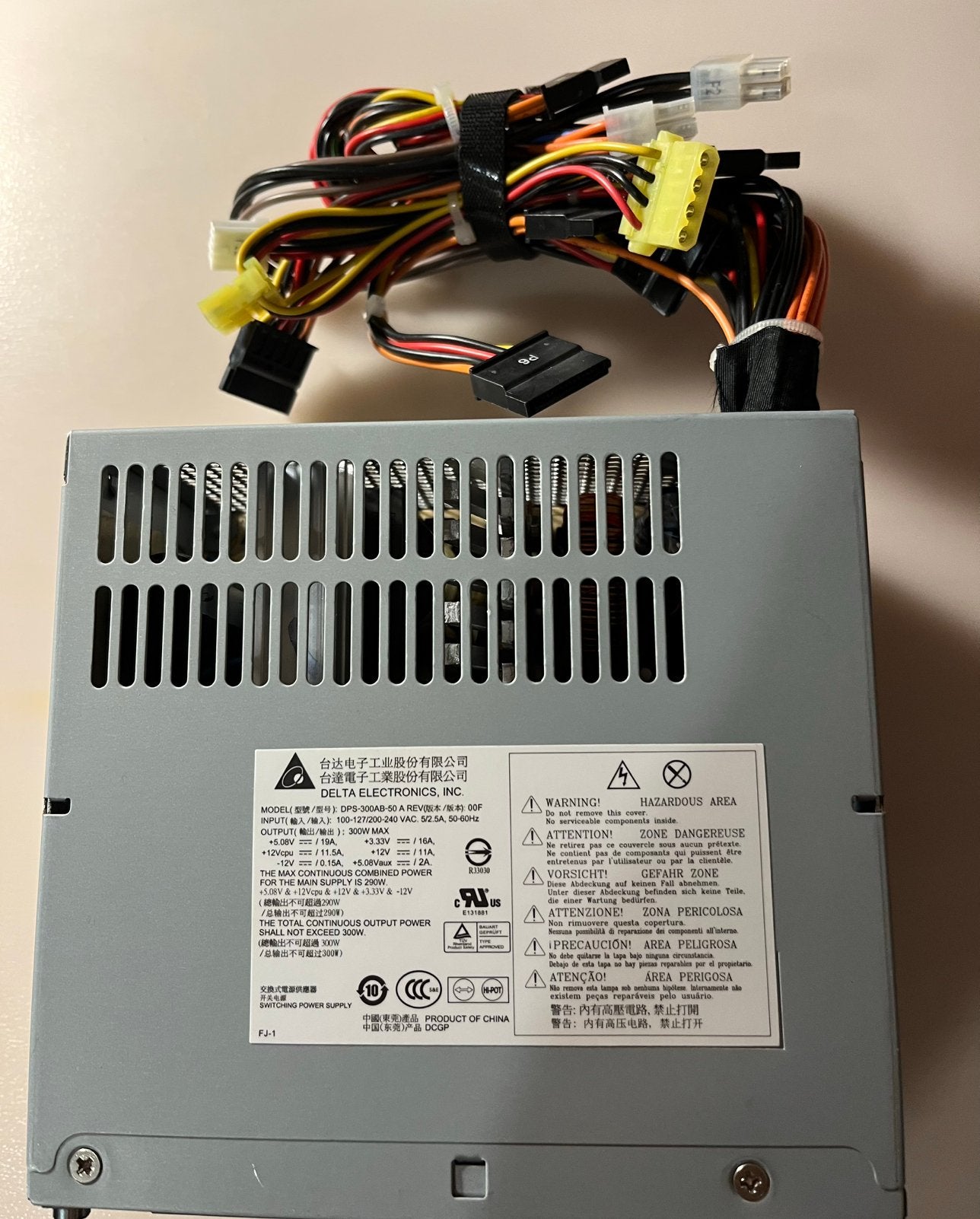ATX Voeding 300 Watt - Merk Delta Electronics, Ophalen of Verzenden, Gebruikt