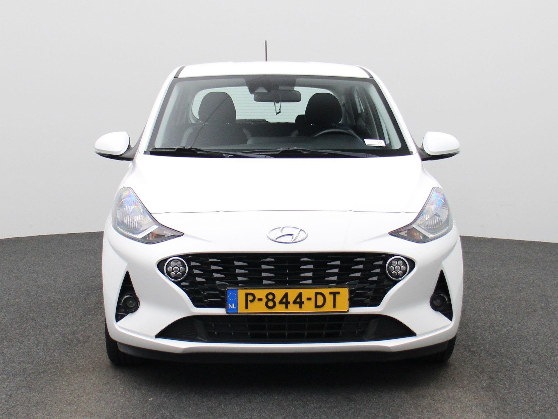 Hyundai i10 1.0 Comfort | Apple Carplay & Android Auto | DAB, Voorwielaandrijving, Stof, Gebruikt, 899 kg