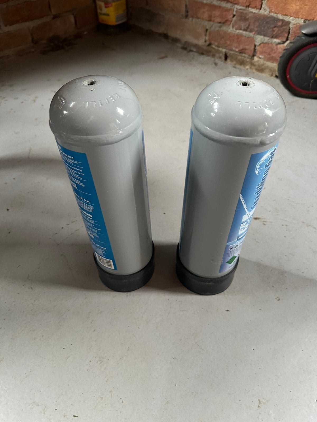Metalen cilinders, Ophalen of Verzenden, Zo goed als nieuw