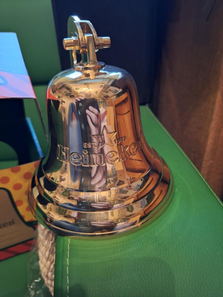 Echte unieke Heineken bier Bar Bel Nieuw in doos, Ophalen of Verzenden, Nieuw, Gebruiksvoorwerp