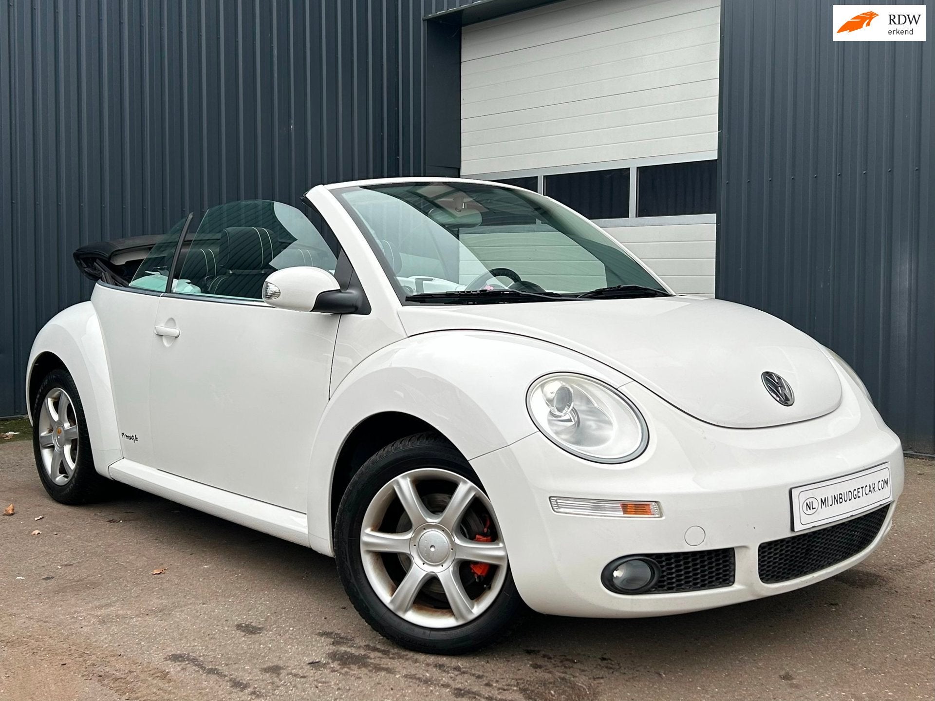 Volkswagen New Beetle Cabriolet 1.6 Trendline, Gebruikt, Beetle (Kever), 4 cilinders, Cabriolet