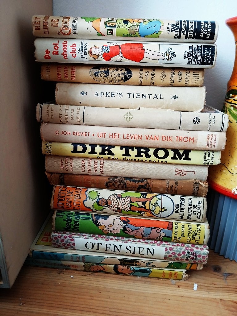 Lot oude kinderboeken vintage o.a. ot en sien dik trom etc., Ophalen of Verzenden
