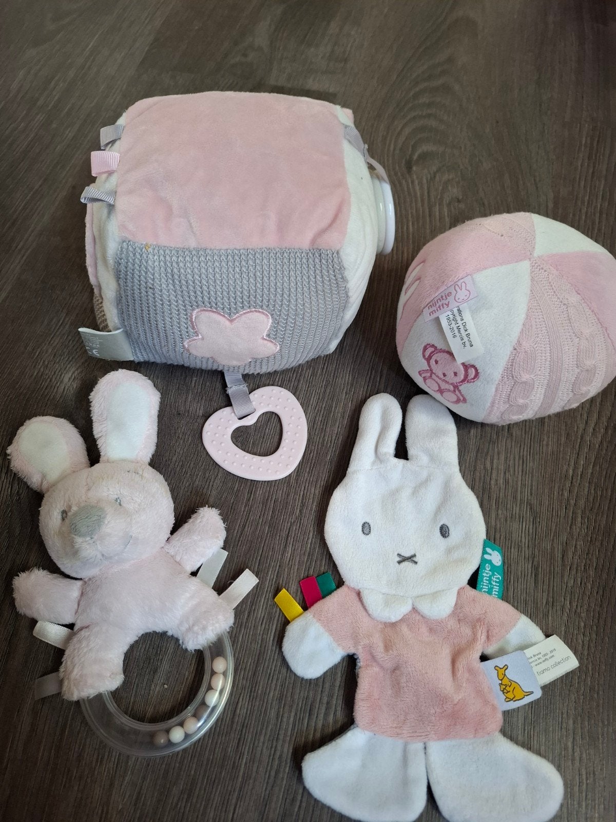 Baby speelgoed set: Nijntje, rammelaar, speelkubus, Ophalen of Verzenden, Gebruikt, Overige typen