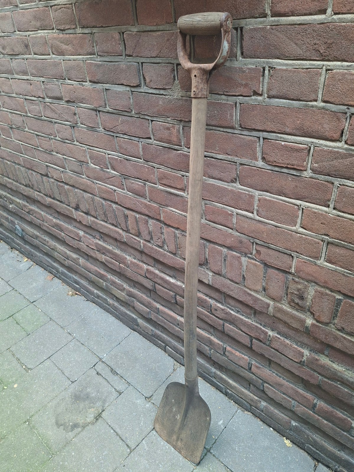 Oude vintage 'Batse' schop - Authentiek gereedschap, Doe-het-zelf en Verbouw, Ophalen, Gebruikt, Overige typen, Overige merken