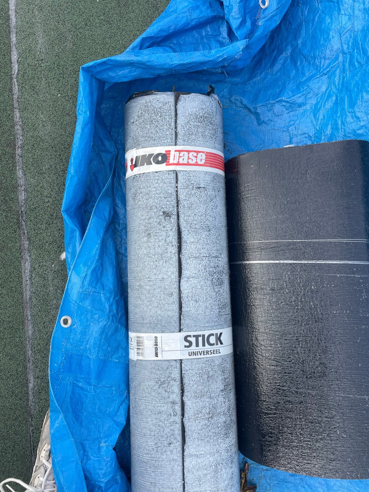 Dakleer iko zelfklevend  4 rollen, Ophalen of Verzenden, Nieuw, Overige materialen, 10 tot 15 m²