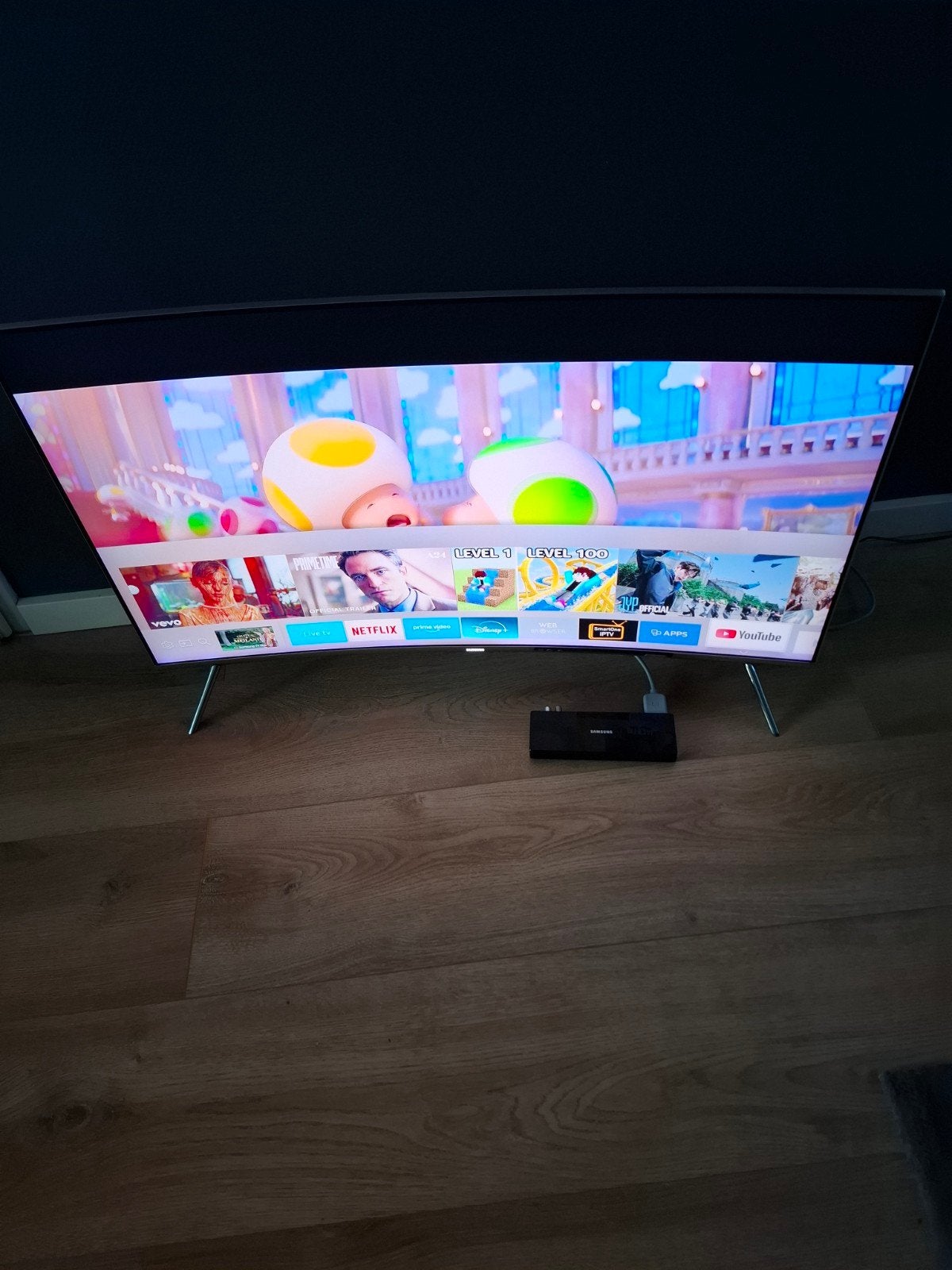 Samsung SUHD smart tv. 43 inch met One Connect box, Ophalen, 100 cm of meer, 50 Hz, Samsung