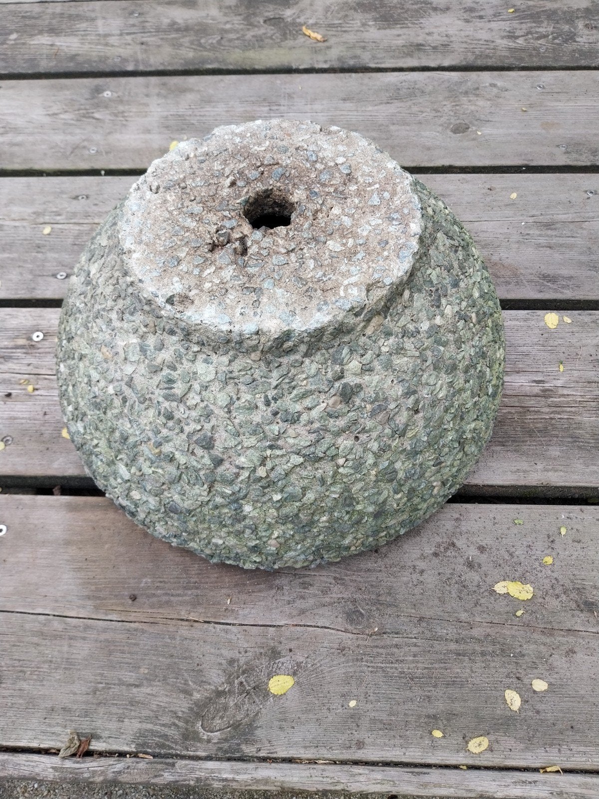 Robuuste betonnen bloempot voor buiten blauw/groen, Tuin en Terras, Ophalen, Gebruikt, Rond, Balkon