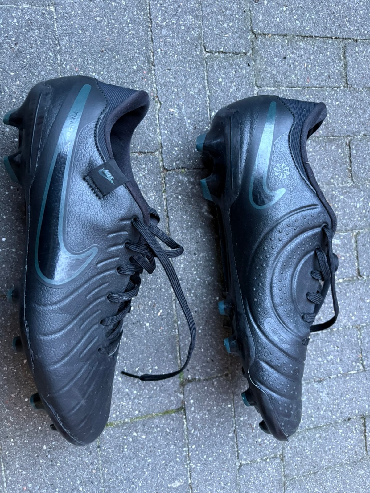 Voetbalschoenen Nike maat 41 42, Sport en Fitness, Voetbal, Maat XS of kleiner, Ophalen, Zo goed als nieuw, Schoenen