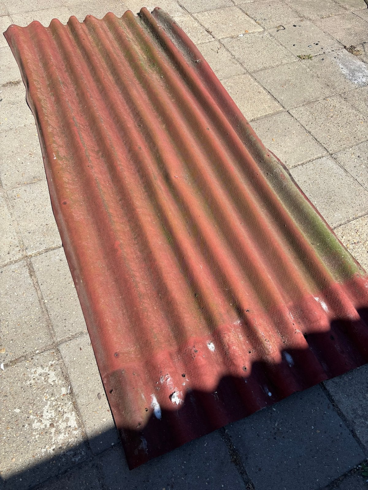 Rode golfplaat voor dak of afdak, Ophalen, Overige materialen, Gebruikt, Minder dan 5 m²