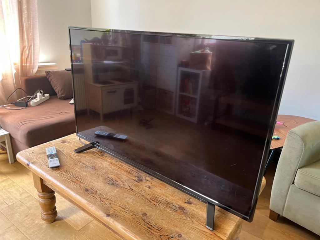 Toshiba 49 inch Smart TV + afstandsbediening. Goede staat, Ophalen, Toshiba, 50 Hz, Zo goed als nieuw