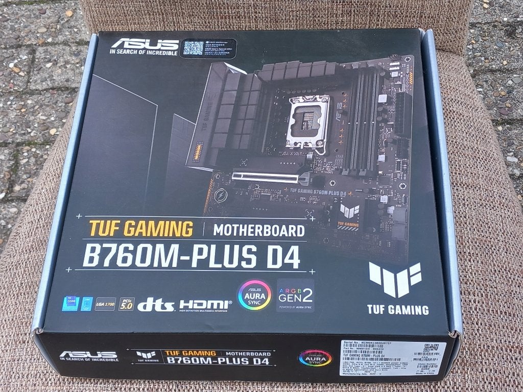 ASUS TUF Gaming B760M-PLUS D4, Computers en Software, Ophalen, LGA 1700, DDR4, Zo goed als nieuw