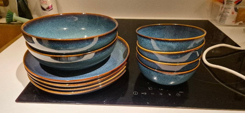 IKEA GLADELIG borden en kommen, Ophalen, Zo goed als nieuw, Bord(en), Overige stijlen