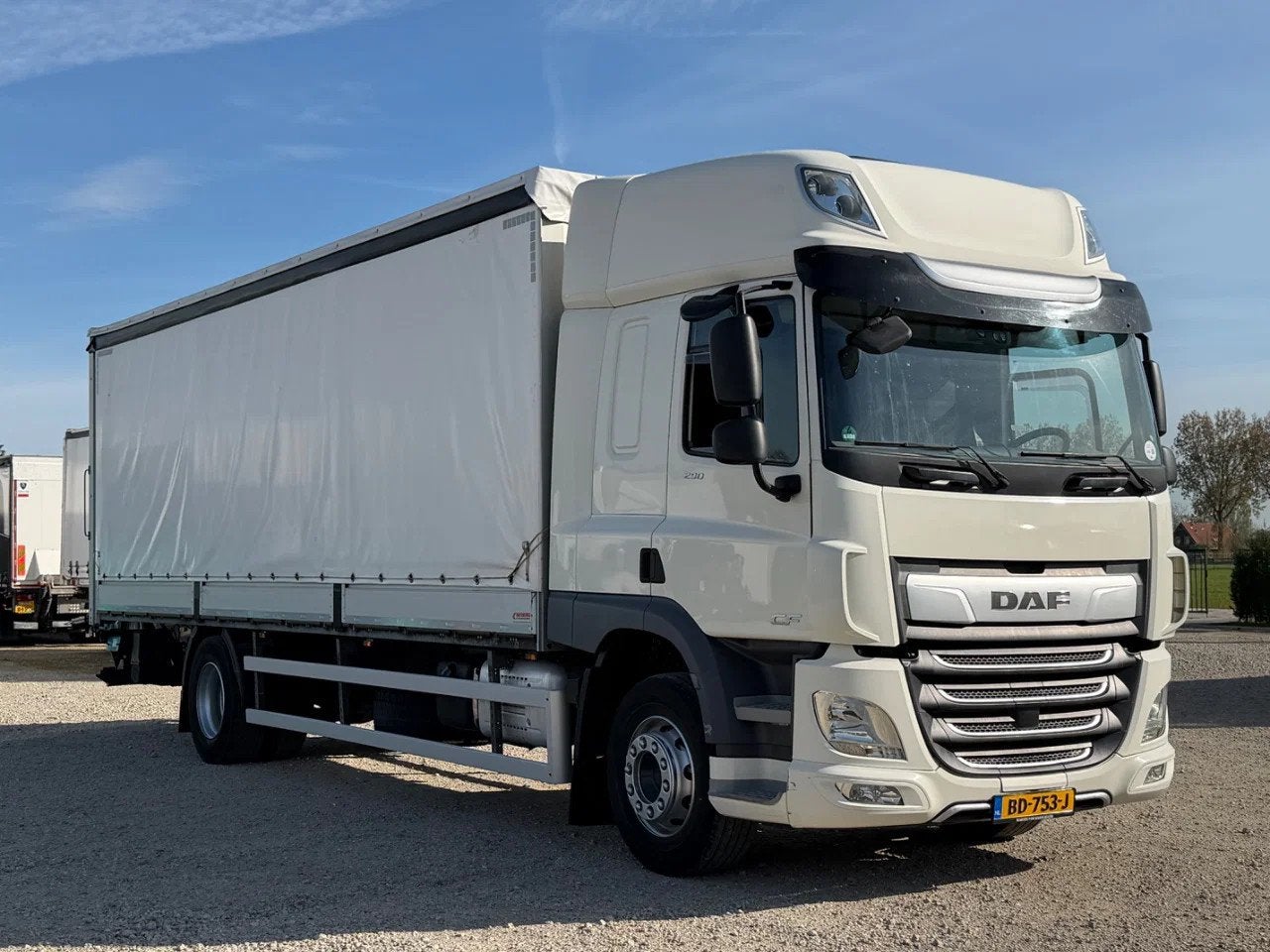 DAF CF 290 CF 290.18 EURO 6 Schuifzeil Bakwagen met Laadklep, Automaat, Gebruikt, Euro 6, 6700 cc