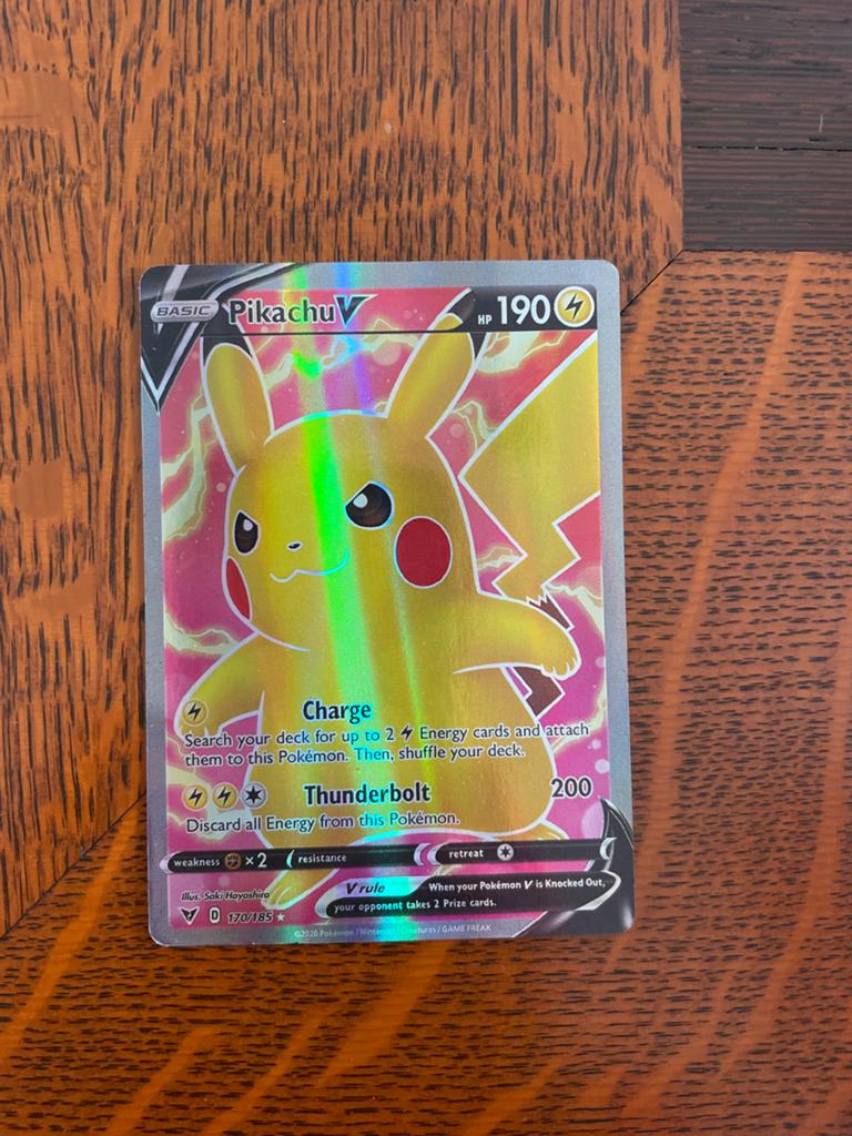 Pikachu V, Ophalen of Verzenden, Zo goed als nieuw