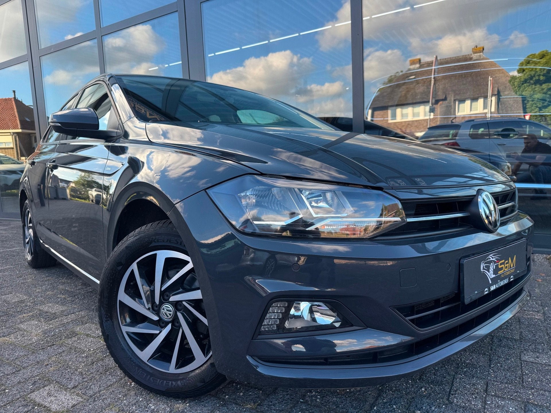 Volkswagen Polo 1.0 TSI Highline, Auto's, Voorwielaandrijving, Dealer onderhouden, 1063 kg, Gebruikt