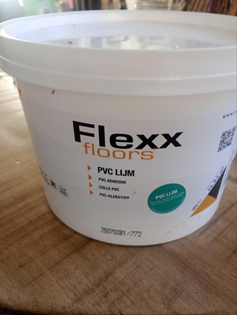 Flexx Floors pvc lijm!, Doe-het-zelf en Verbouw, Verf, Beits en Lak, Ophalen, Wit