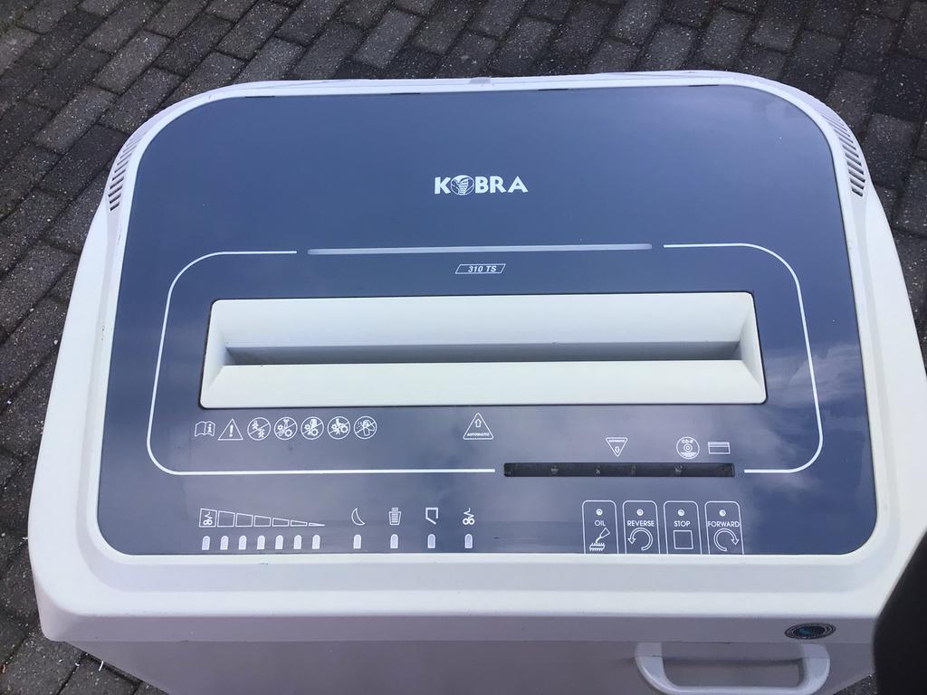 Kobra 310 TS papierversnipperaar / schredder, Ophalen, Gebruikt